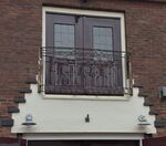 Het Franse balkon aan de rechterzijde.
<br/>
Richard Keijzer, 2014-07-05